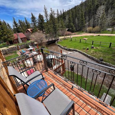 Riverside Balcony at Cucharas River Bed and Breakfast